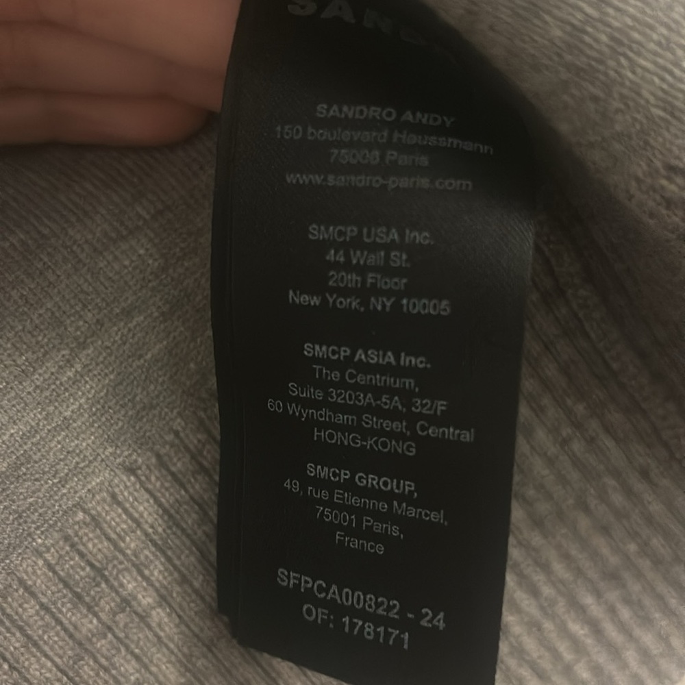 brand new tags
Cropped shirt-style coatigan xl. - Picture 5 of 8